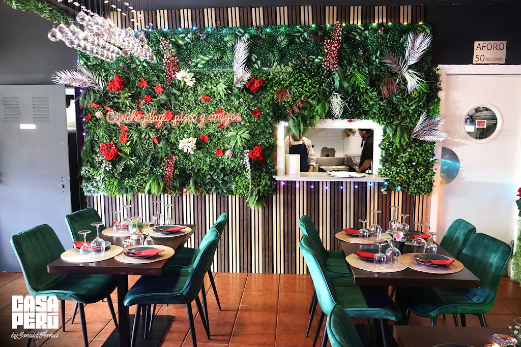 Casa Peru Castelldefels — Ambiente