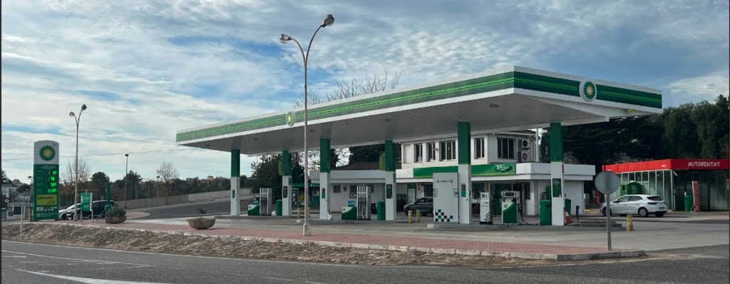Gasolinera El Vendrell - La Cometa — Surtidor de combustible