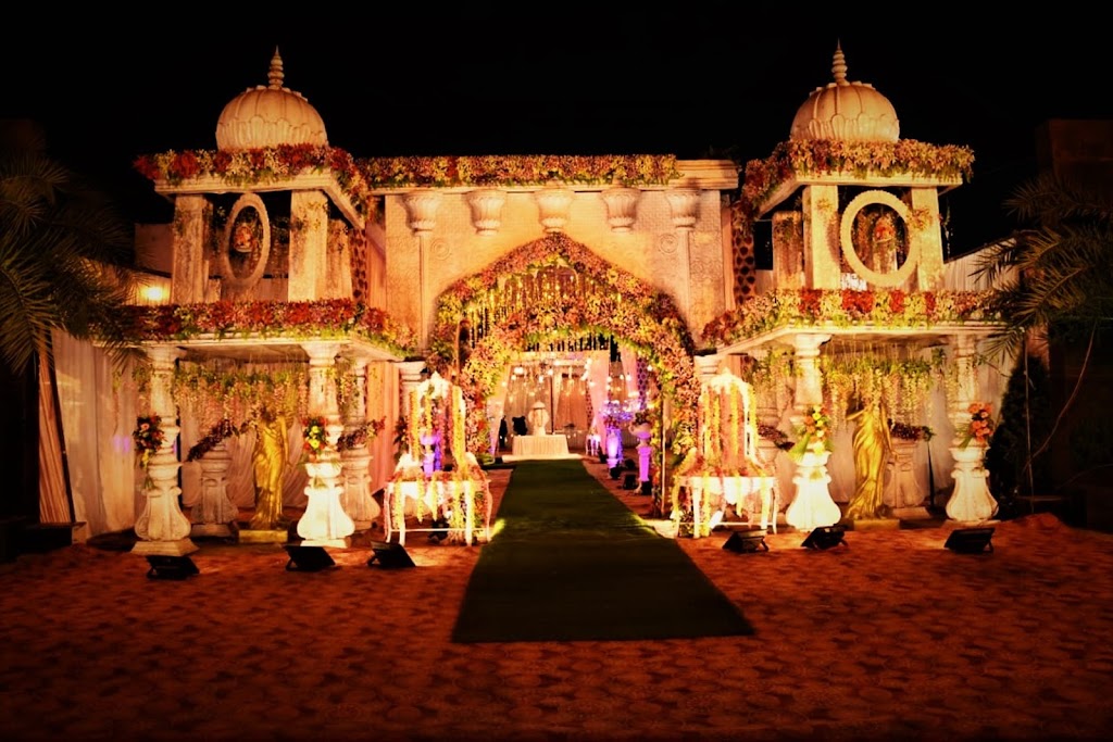 Hotel Nakshatra Lawn Banquet Gomti Nagar Lucknow