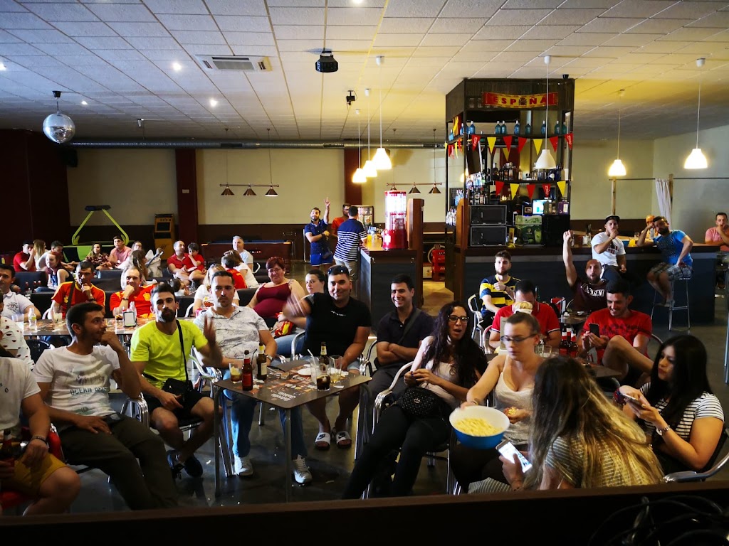 PK2 cafe y copas — Ambiente