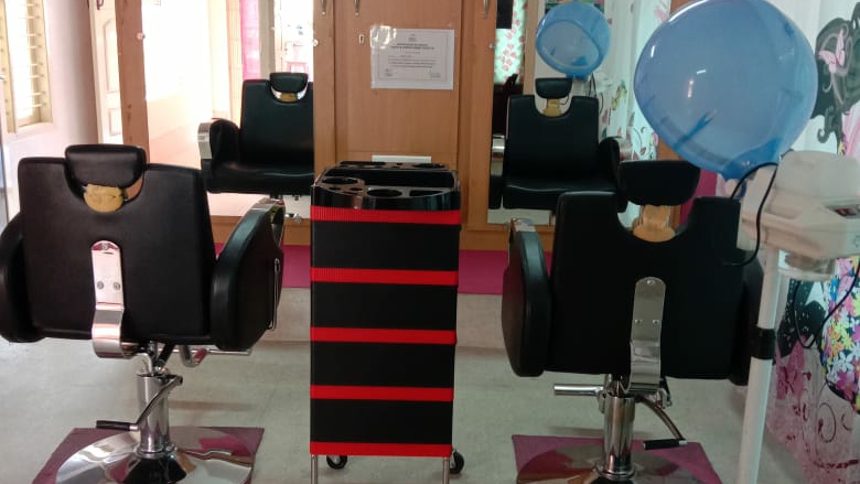 Rainbow Bridal Studio