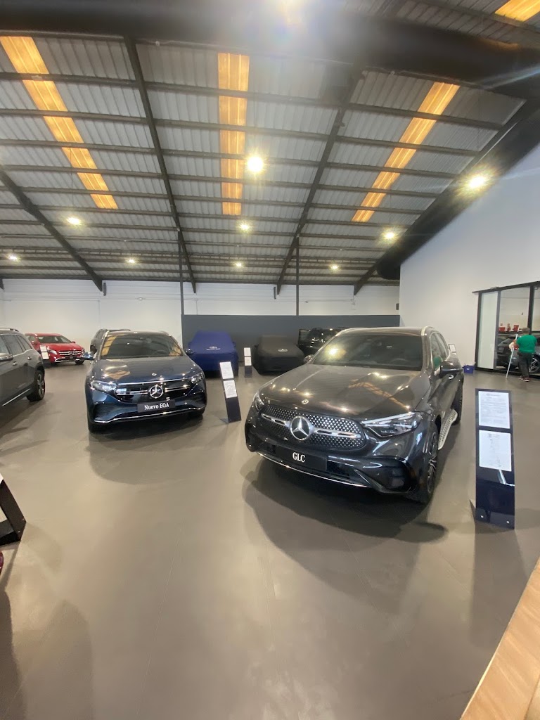 Louzao Lanzarote. Concesionario Oficial Mercedes-Benz y Smart — Interior