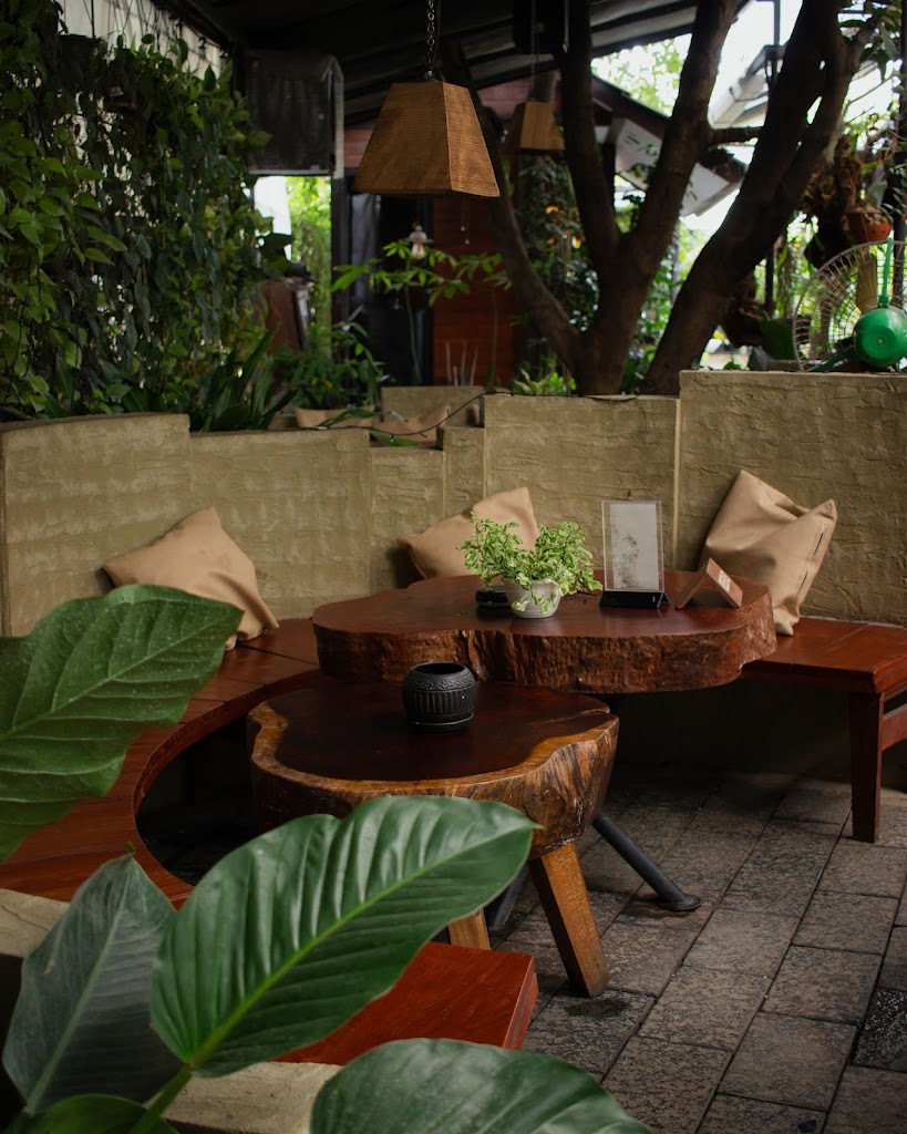 Fress Trees Garden Cafe Edappally