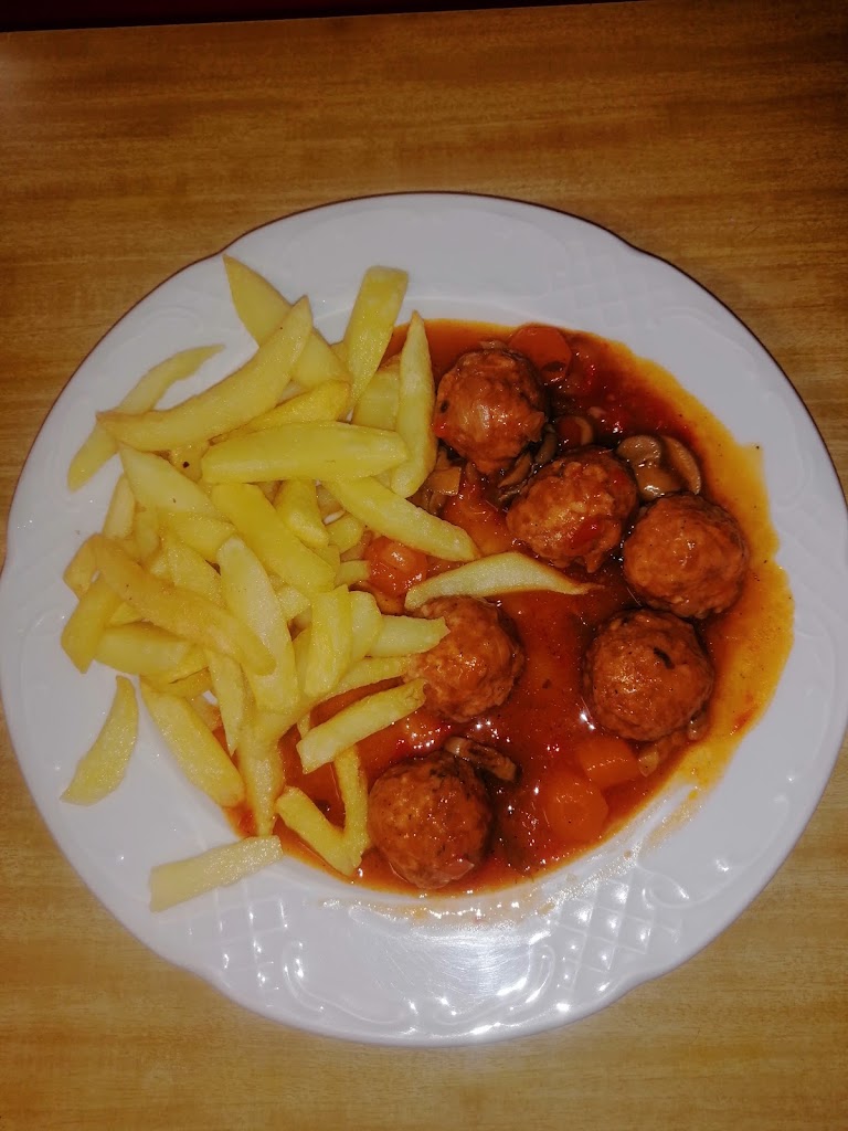 Bar Cafeteria Munoz yang — Comida y bebida