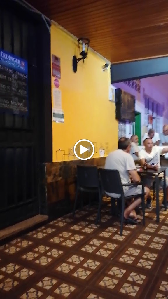 Tik Tak (Bar Cafeteria) — Videos