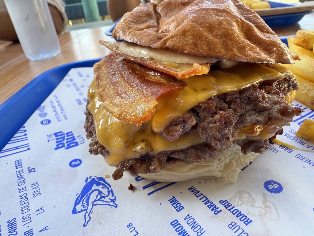 The Bun Bun Club — Hamburguesa con queso