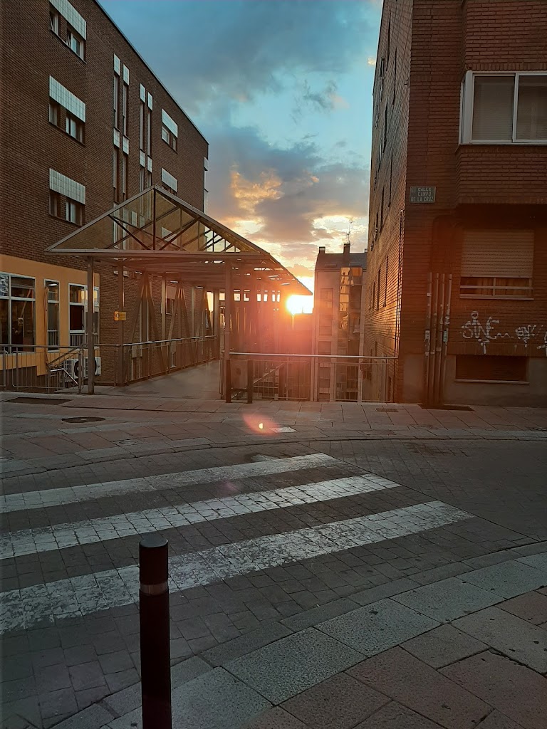 "Ascensor a zona alta de Ponferrada"
