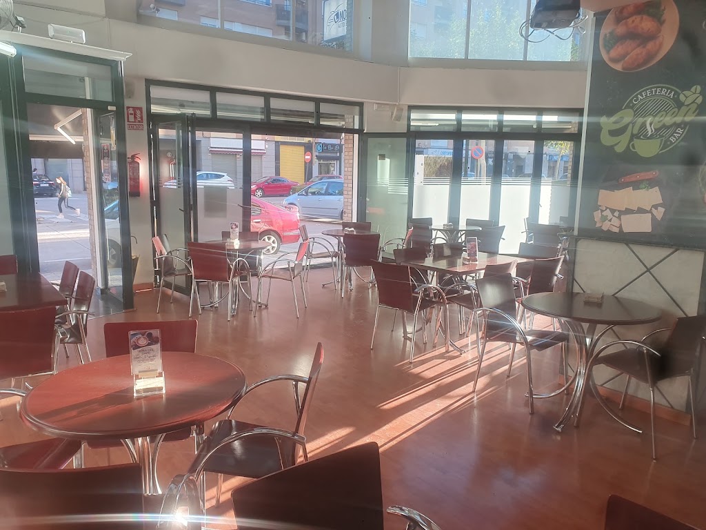 Bar Cafeteria Green — Ambiente