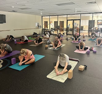  Lifelong Yoga with Mikah