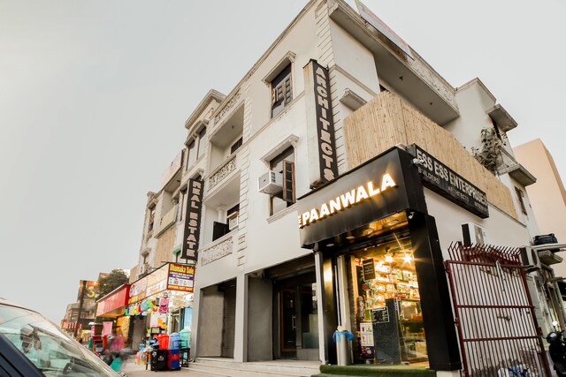 Oyo Bhera Residency Near Peera Garhi Metro Station