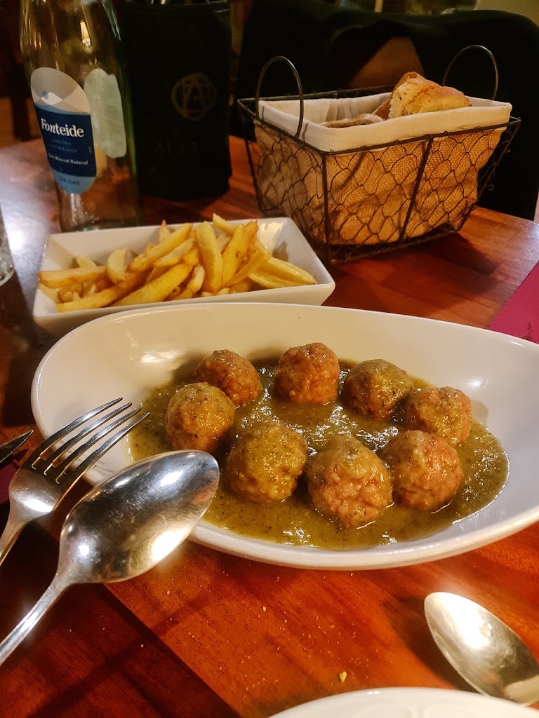 Tasca Faracho — Comida y bebida