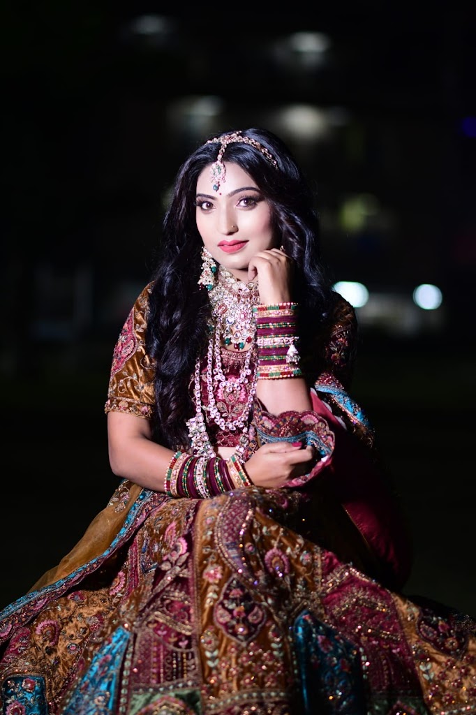 Kanika Beauty Salon By Manish Atle Make Up And Hair Master