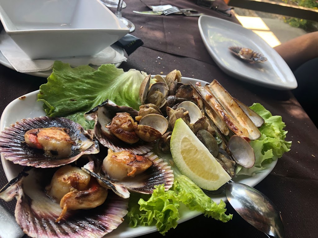 Restaurante Nautico Rodeira — Comida y bebida