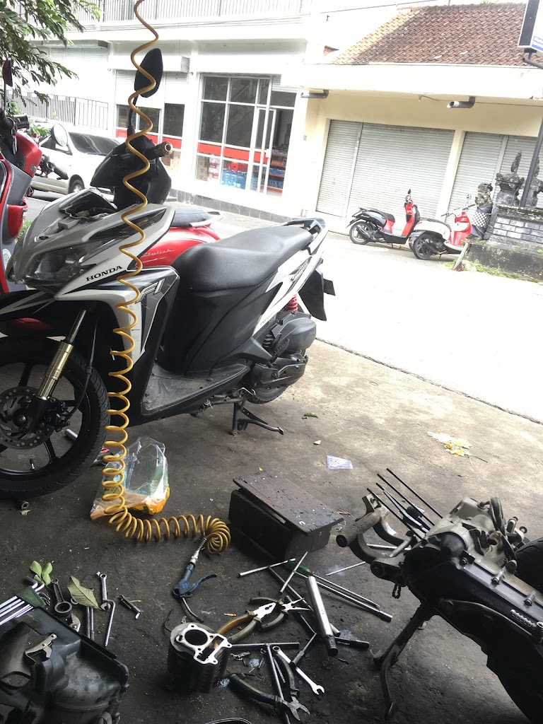 KHUPIT MOTOR