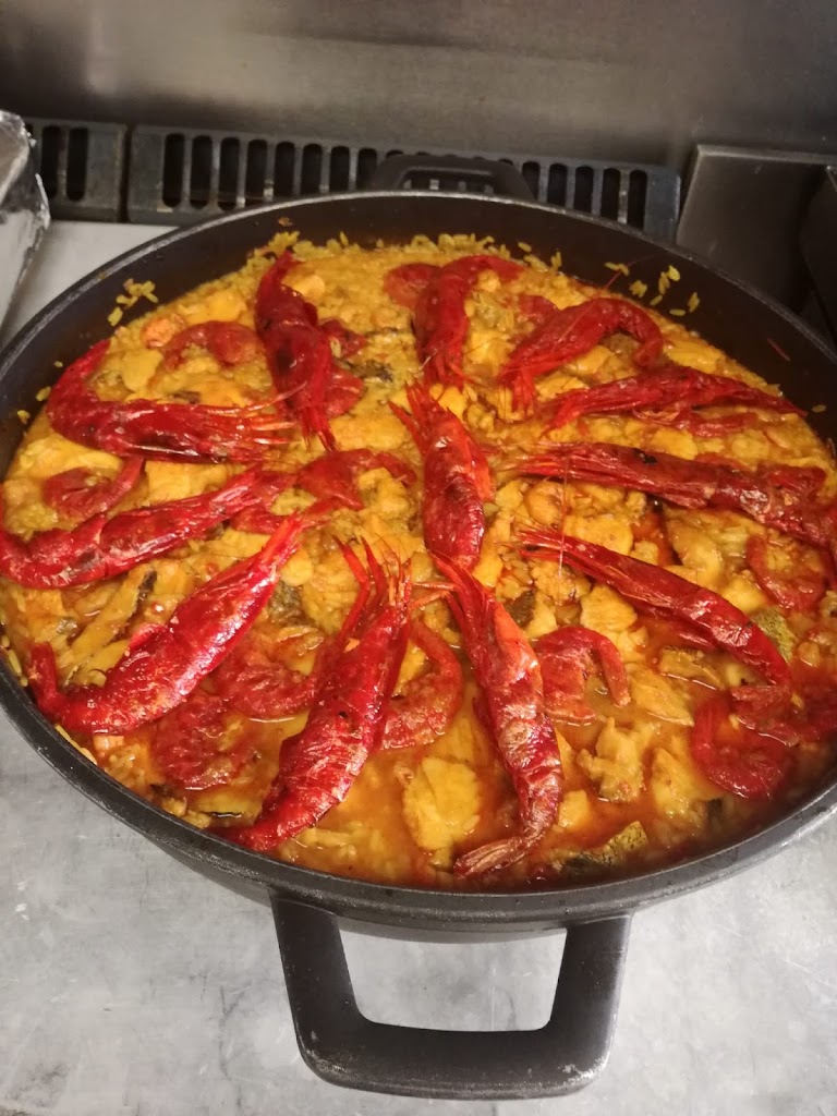 Bar restaurante La Casona — Comida y bebida