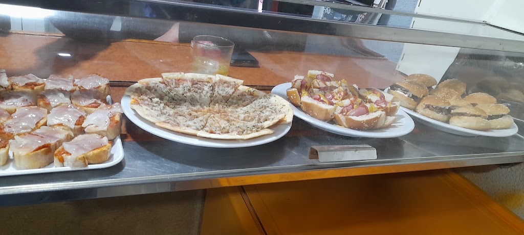 Cal Sisquei — Comida y bebida
