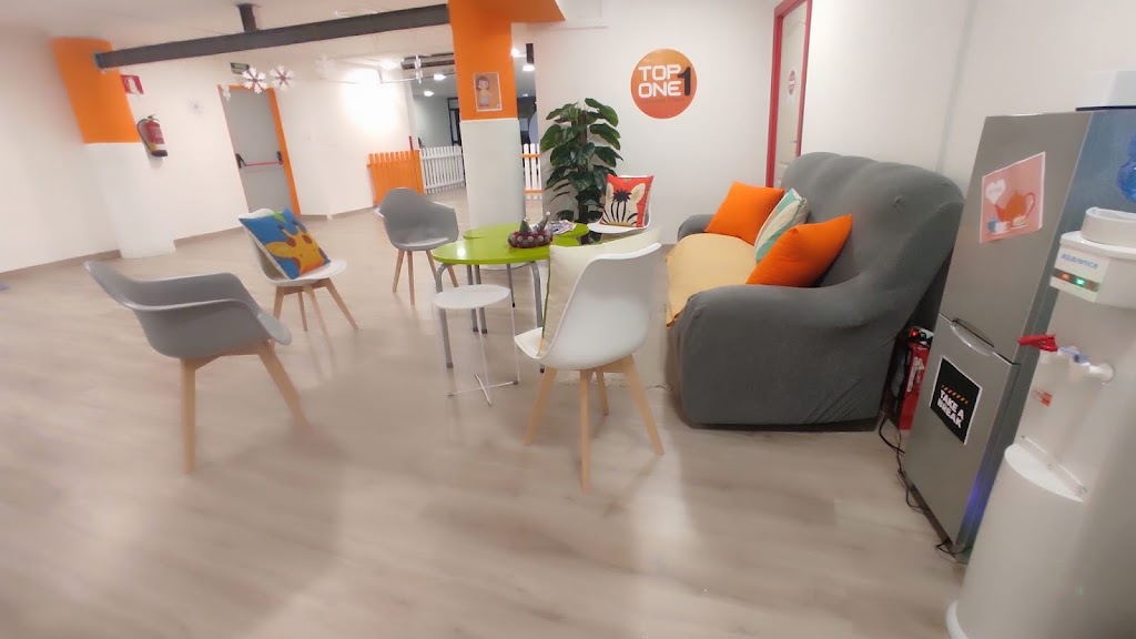 TOP ONE Language School