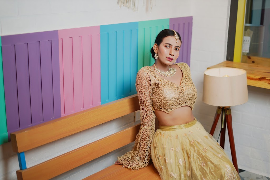 Aomorfia Unisex Salon