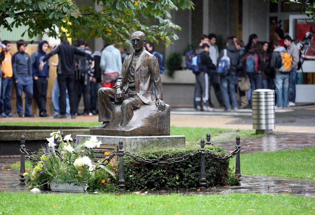 Mondragon Unibertsitatea-Goi Esk. Politek. Campus Mondragon-Sede Iturripe Ed.1-7