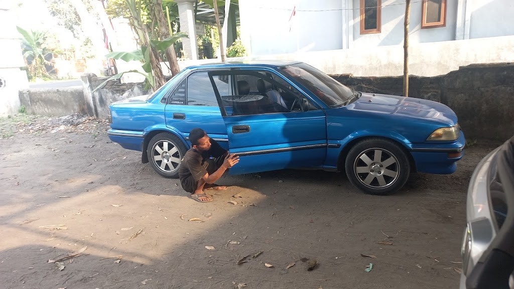 Bengkel Mobil Wak Tir
