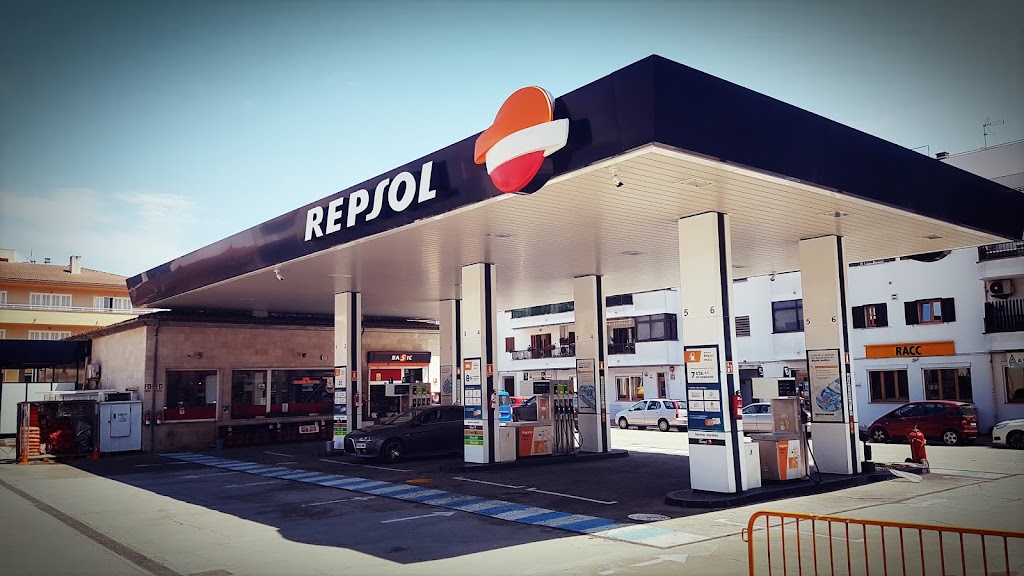 Estacion de Servicio Repsol — Surtidor de combustible