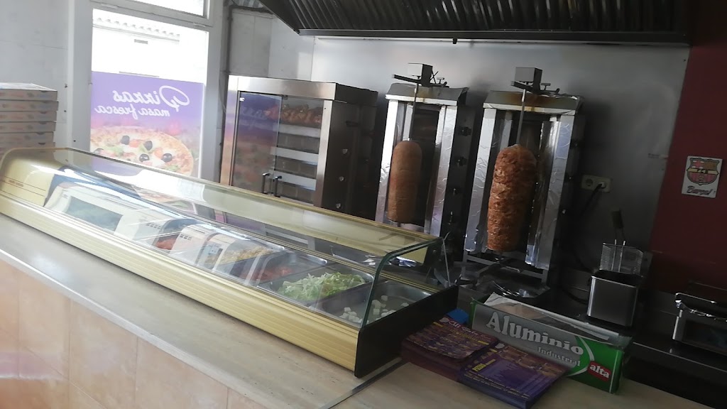 Can Oriol Kebab — Ambiente