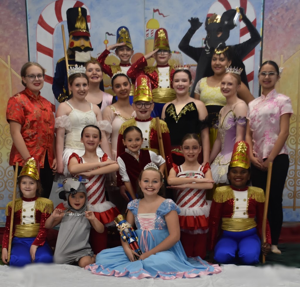  Center Stage Dance Company