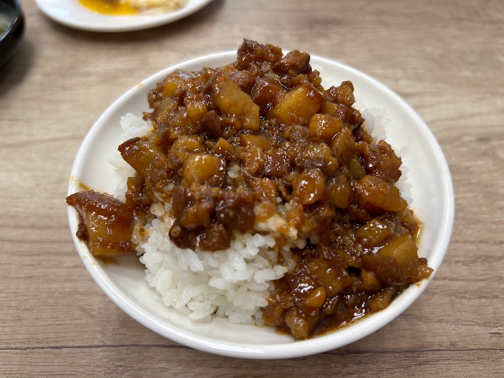 矮仔魯爌肉飯 的照片