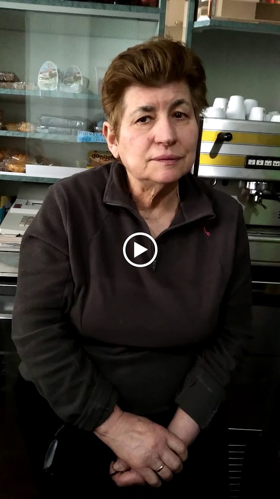 Cafe Bar Heladero — Videos