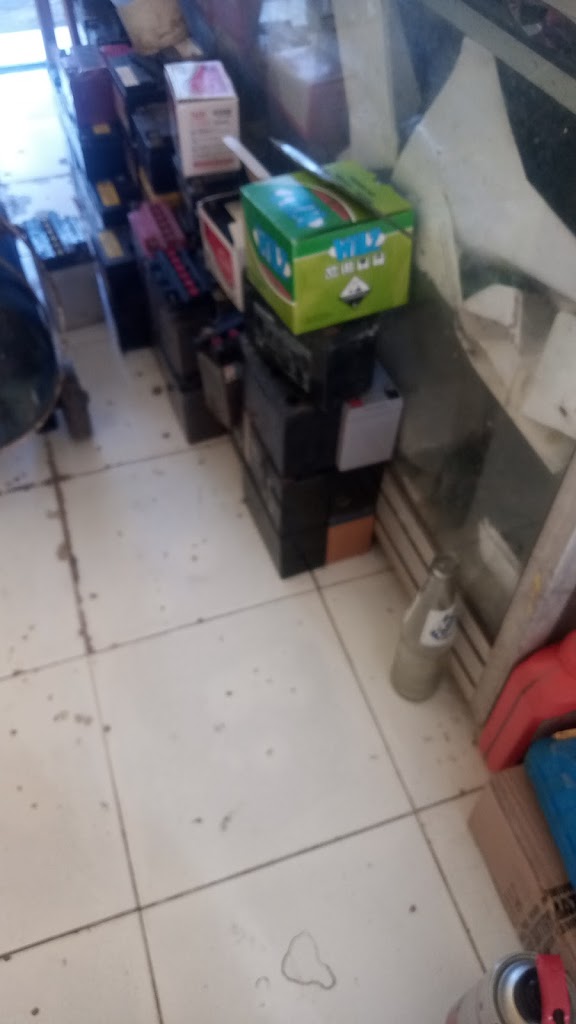 Nglorong Accu (Terdekat & Termurah)