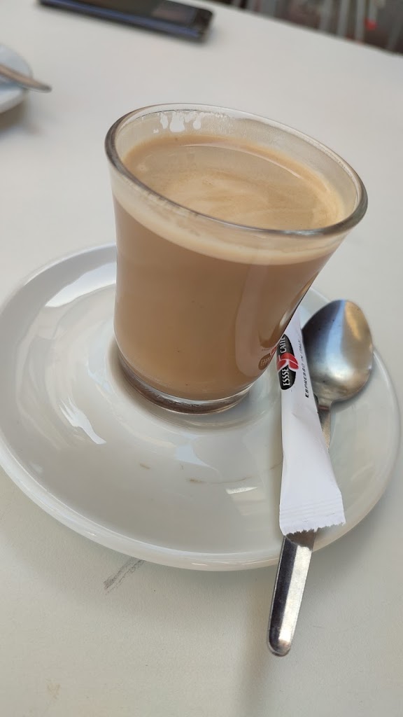 Rincon De Pepe — Comida y bebida