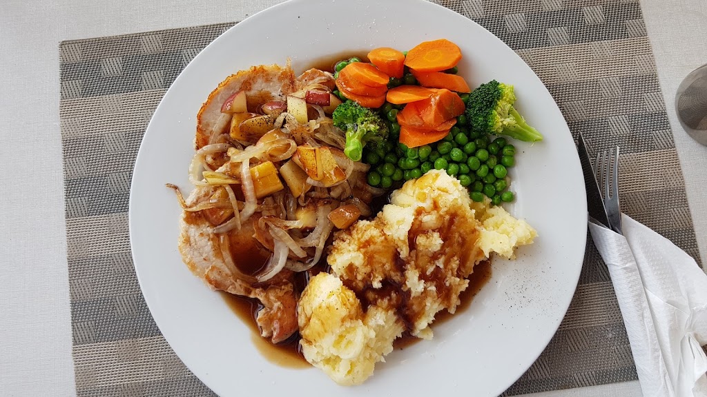 Scoffers Cafe — Comida y bebida