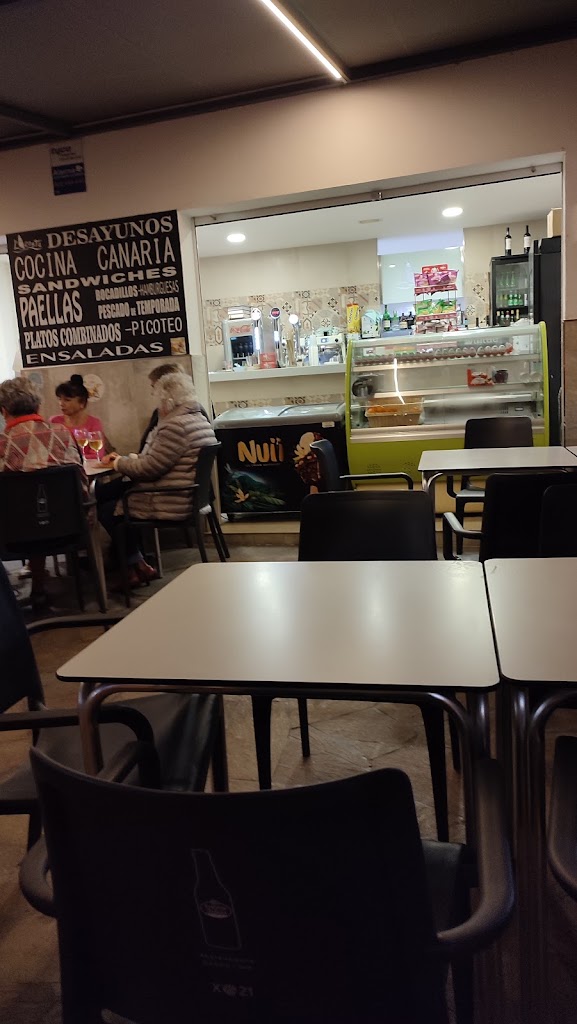 Gastro-Bar L'Acosta — Ambiente