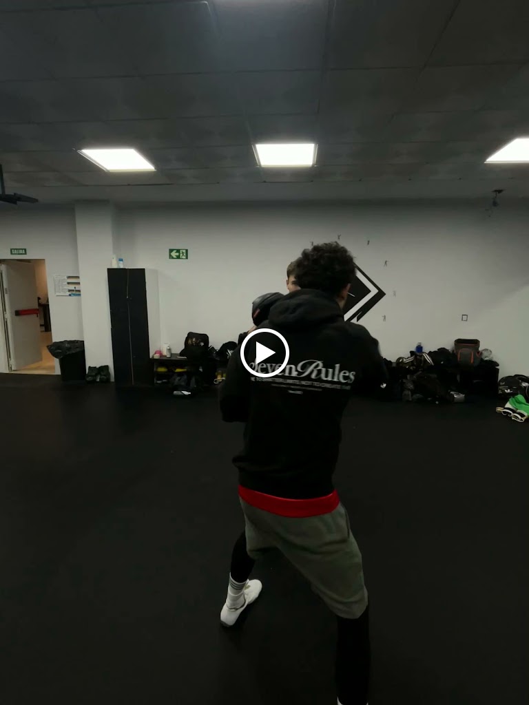 Quinta Esquina Escuela de boxeo — Videos