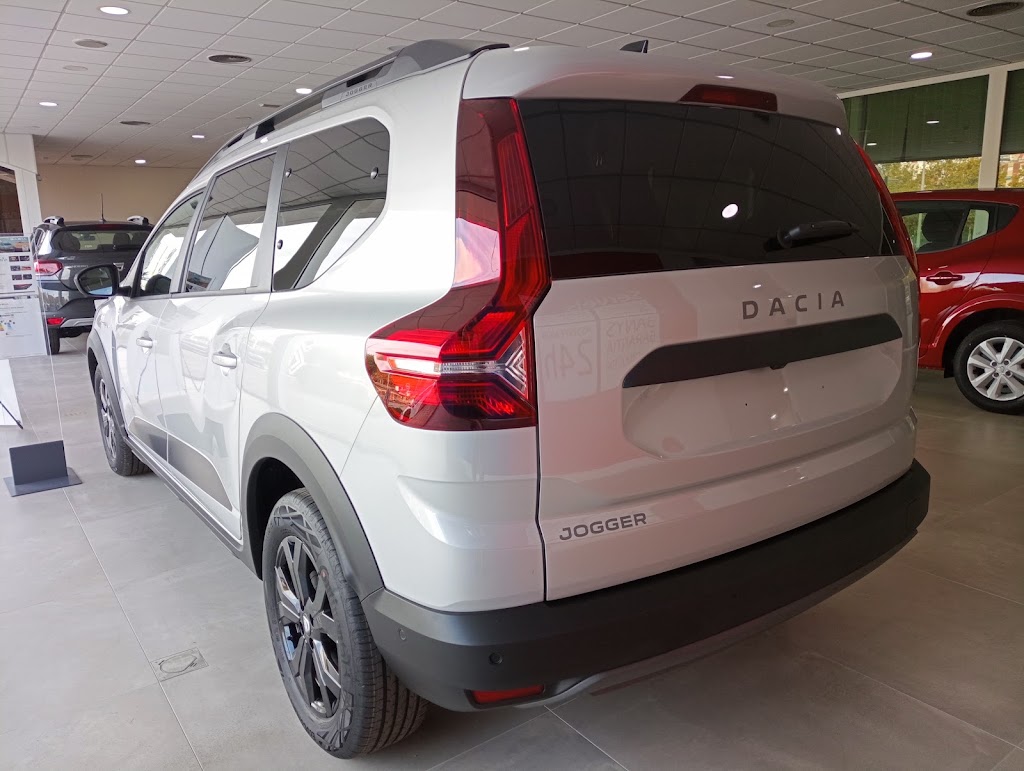 DACIA SANT BOI - DACIA ROS - Ros Mobiservices — Del propietario