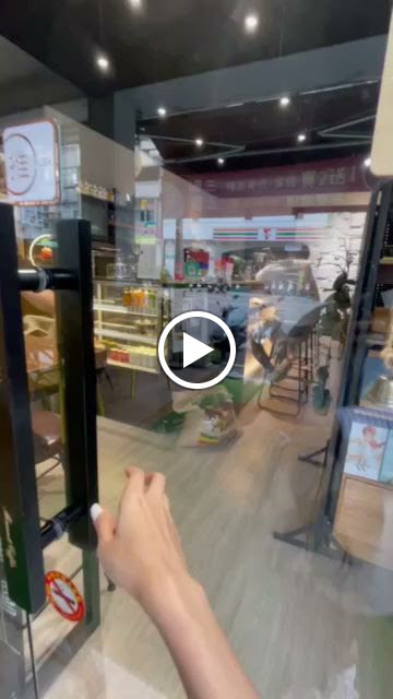 墨門珈琲 Moment Coffee 咖啡 咖啡豆 手沖 甜點 甜品 美食 下午茶 飲料 精品咖啡 烘豆 自烘巧克力 巴斯克 烤布蕾 磅蛋糕 手工餅乾 乳酪蛋糕 的照片