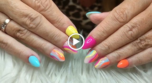 Peluqueria Carmen Manas, Estilistas Unisex — Videos