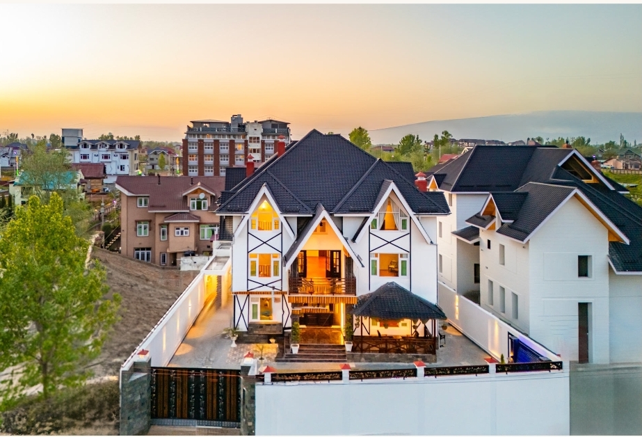 Eton Villa
