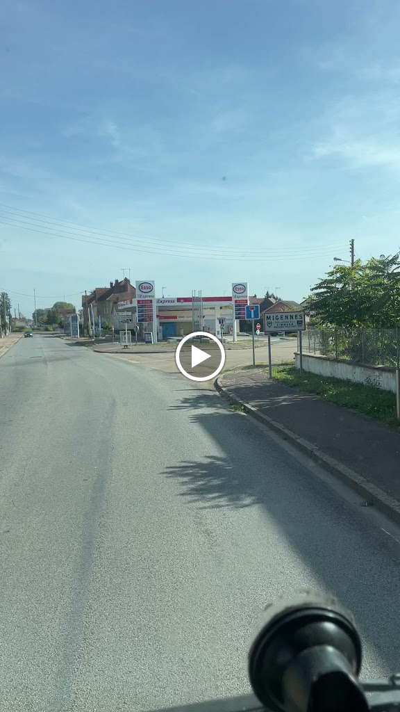 Estacion de servicio Cepsa — Videos