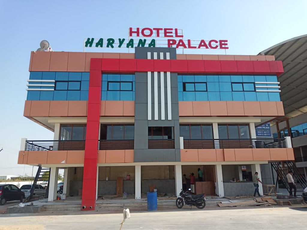 Hotel Sharma Palace