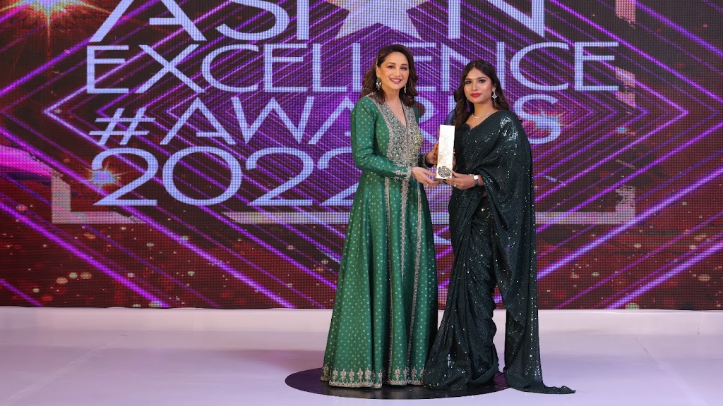 Makeoverby Nice Beauty Salon