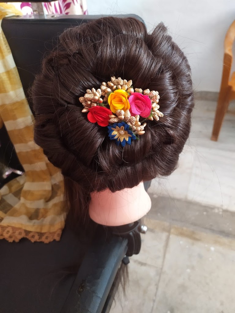 Hrudaya Beauty Parlour