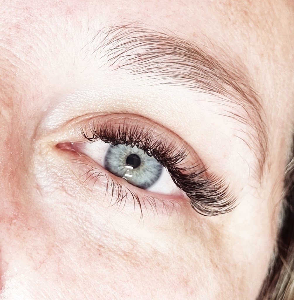 LASH STUDIO BY ROCIO