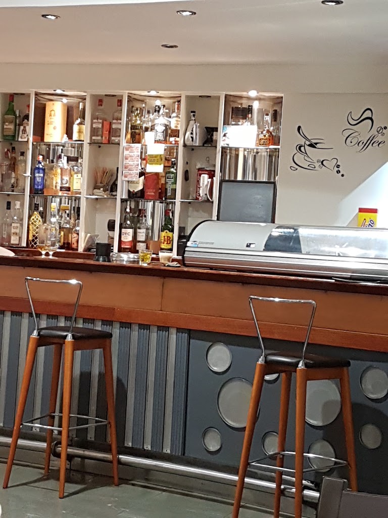 Bar restaurante peones 4 — Ambiente