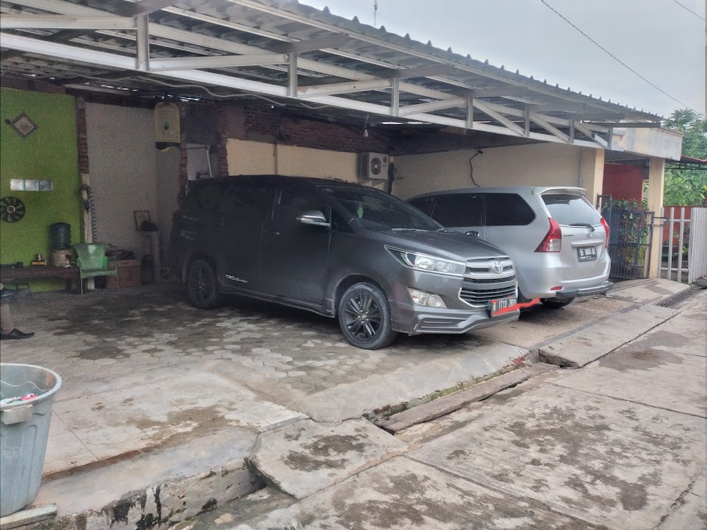 PHS bengkel mobil dan rental mobil