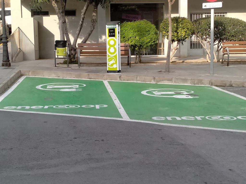 Punto de carga ENERCOOP