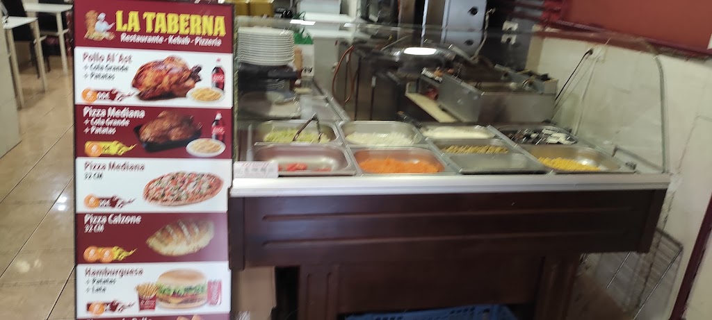 LA TABERNA RESTAURANTE KEBAB PIZZERIA — Ambiente