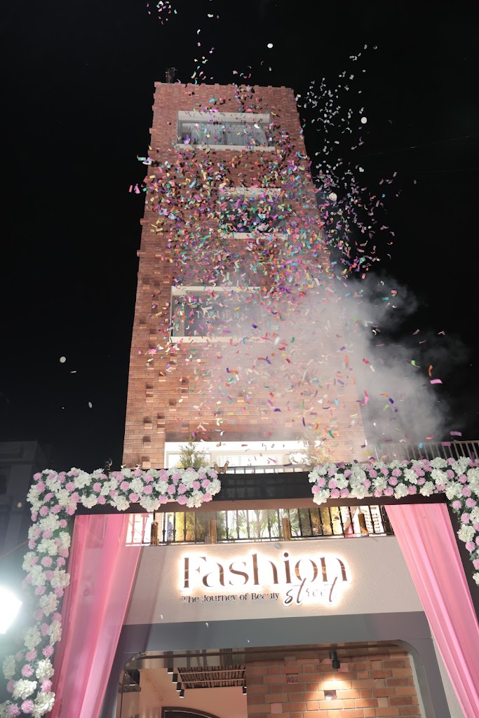 Fashion Street Beauty Saloon