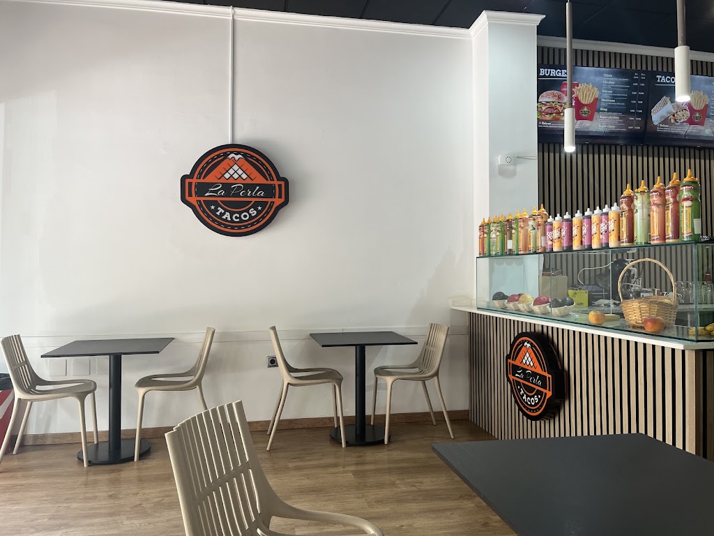 LA PERLA TACOS BURGER HALAL BENICARLO — Ambiente