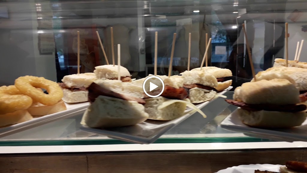 UZTURRE TABERNA BAR — Videos